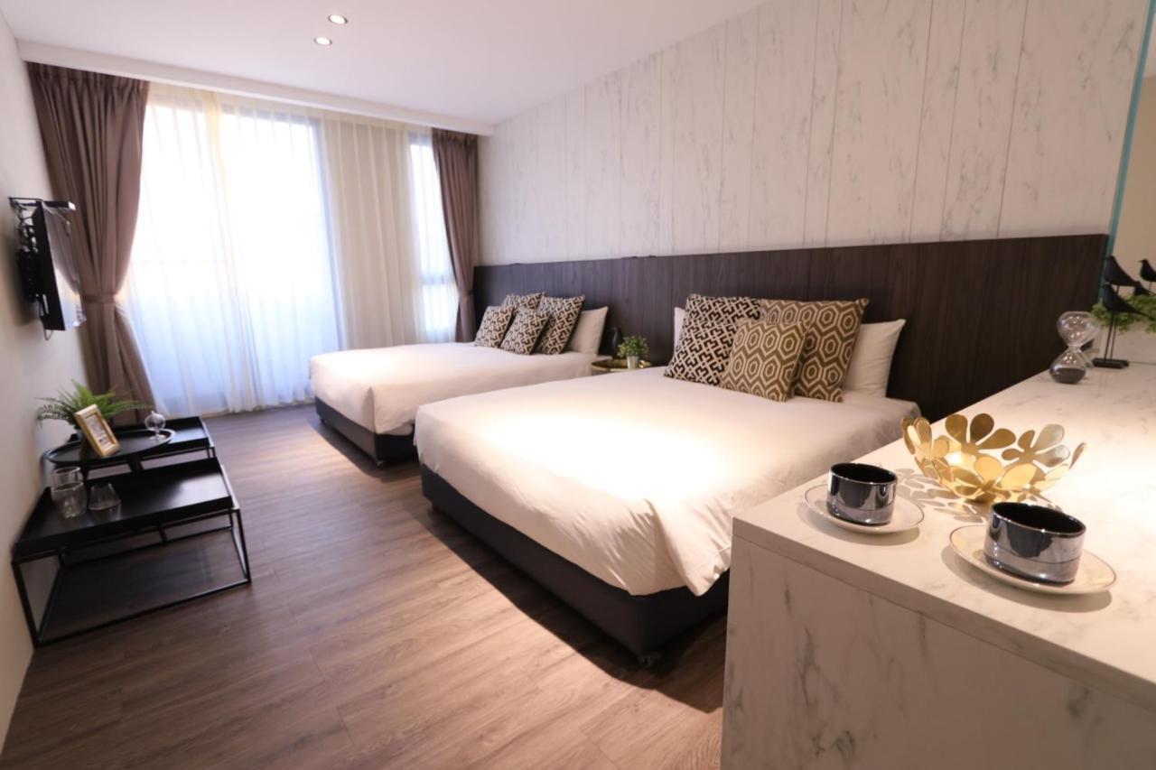 Hotel Hesper Hsr Тайджун Екстериор снимка