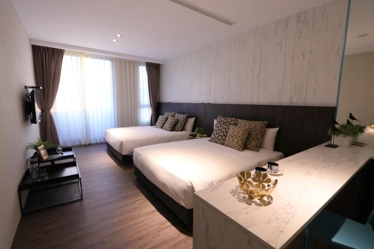 Hotel Hesper Hsr Тайджун Екстериор снимка