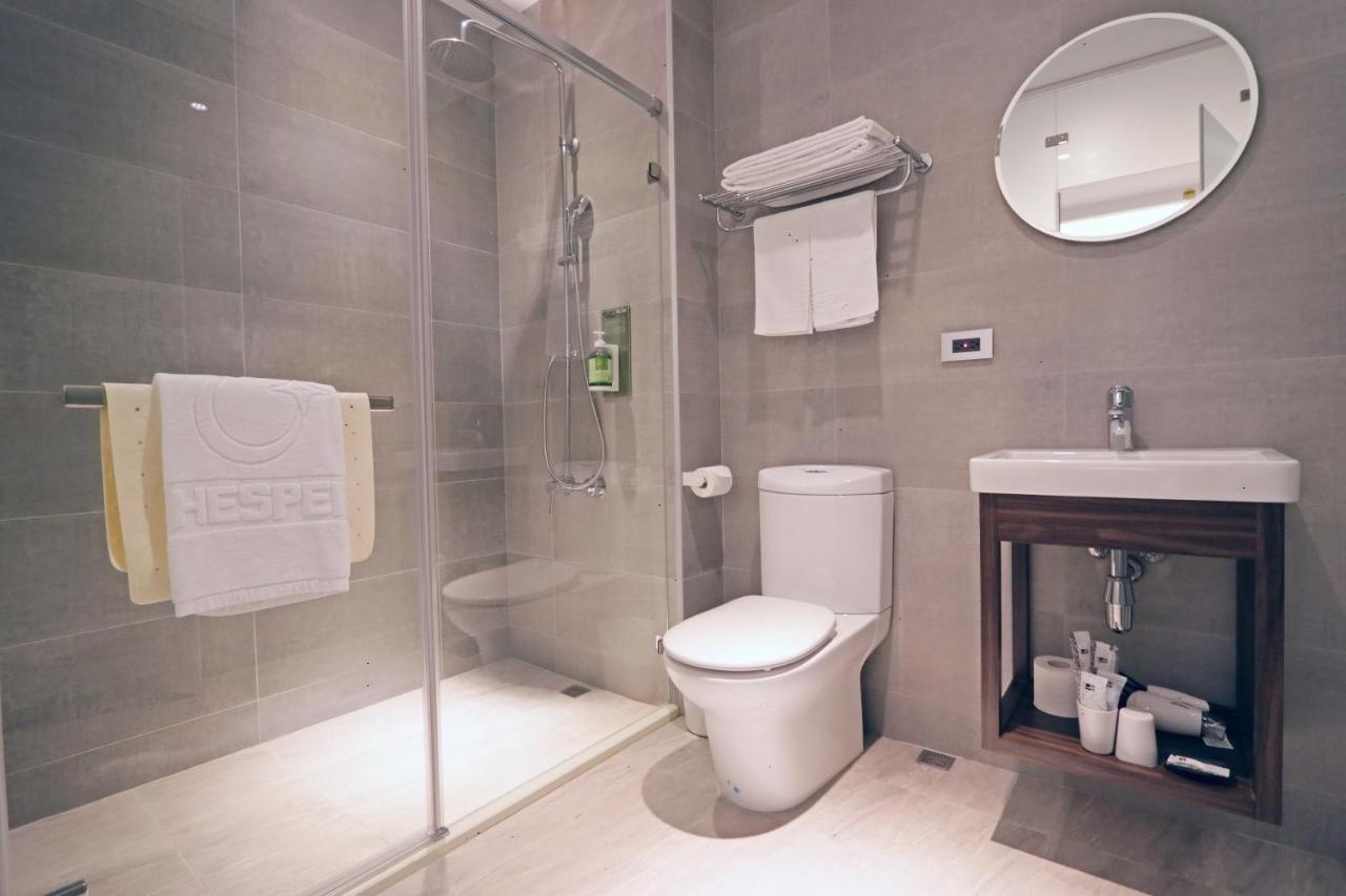 Hotel Hesper Hsr Тайджун Екстериор снимка