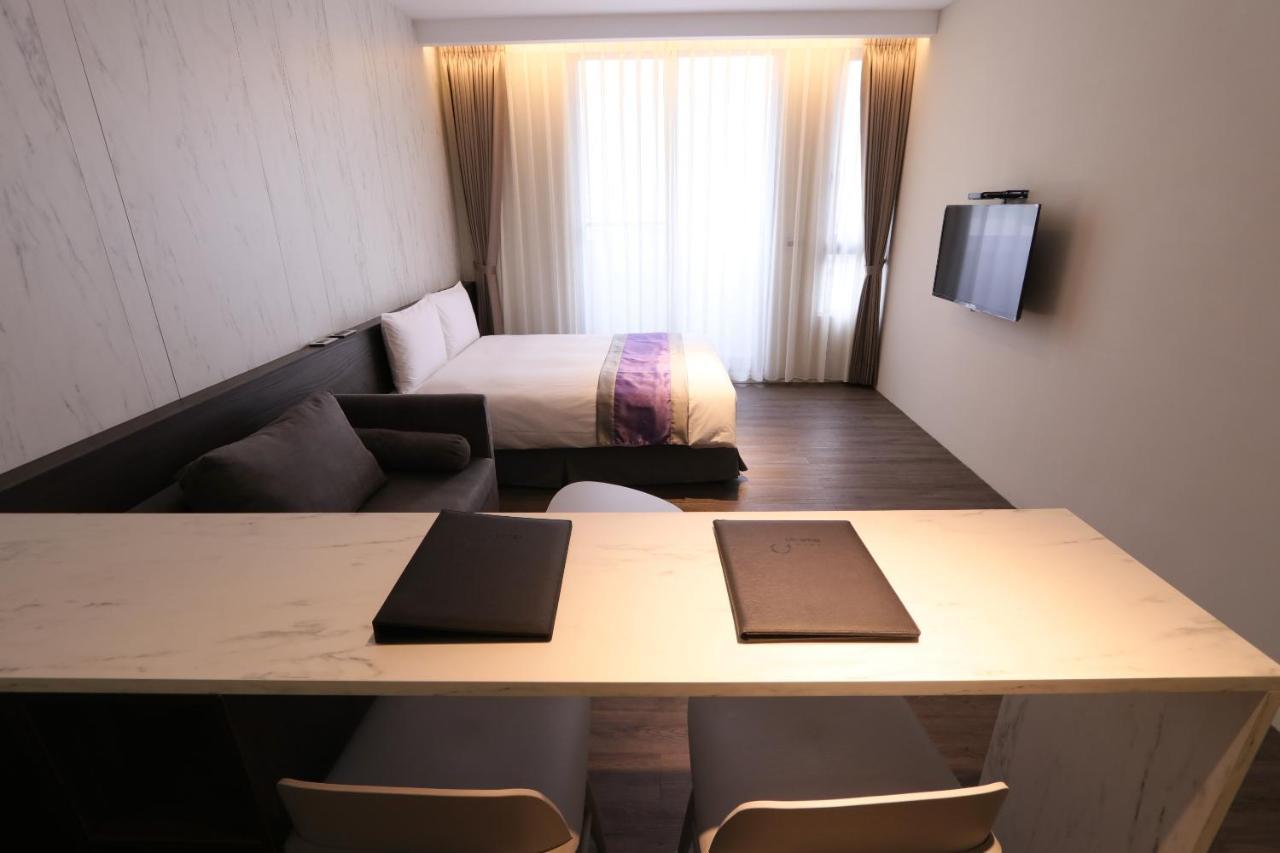 Hotel Hesper Hsr Тайджун Екстериор снимка
