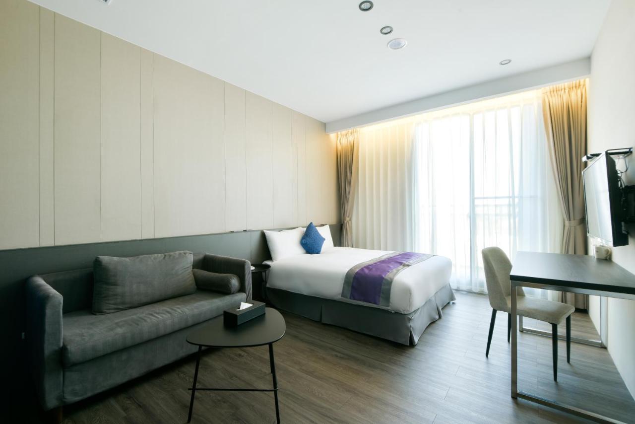 Hotel Hesper Hsr Тайджун Екстериор снимка