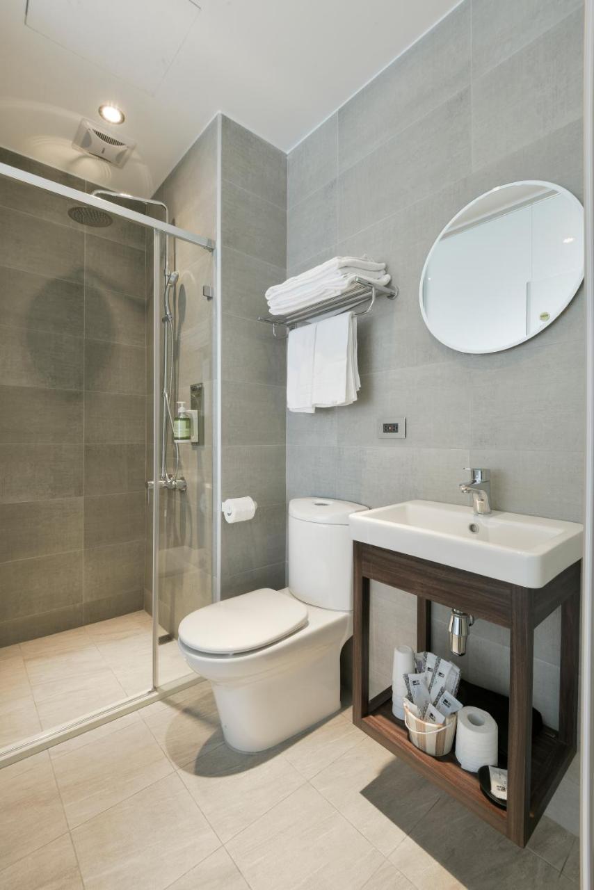 Hotel Hesper Hsr Тайджун Екстериор снимка
