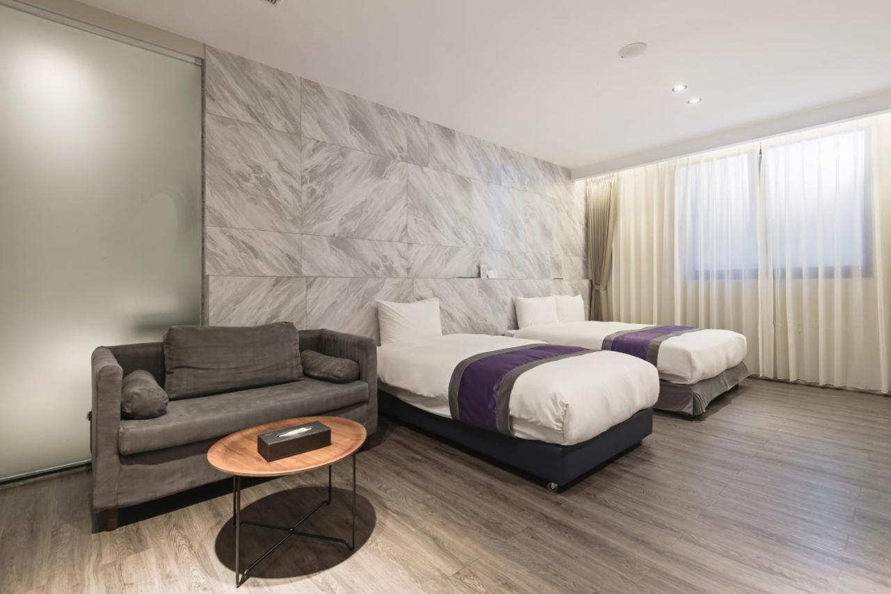 Hotel Hesper Hsr Тайджун Екстериор снимка
