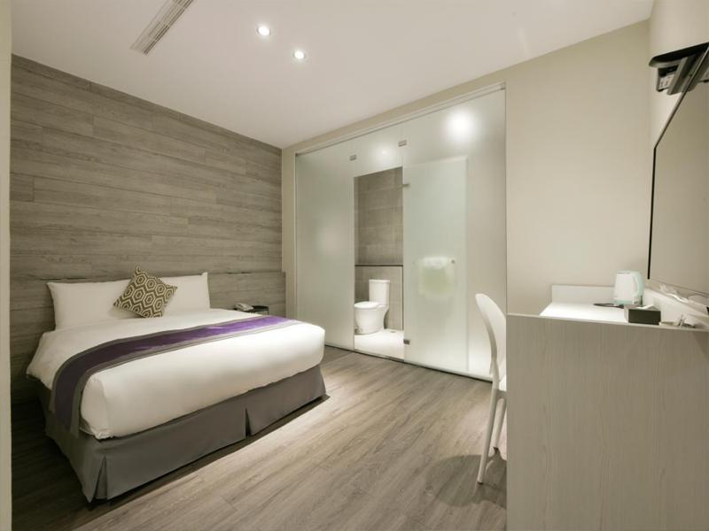 Hotel Hesper Hsr Тайджун Екстериор снимка